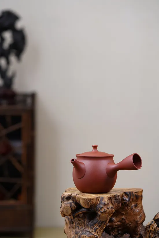 Yixing Clay Teapot | Tang Dynasty Style Handcrafted Teapot 4