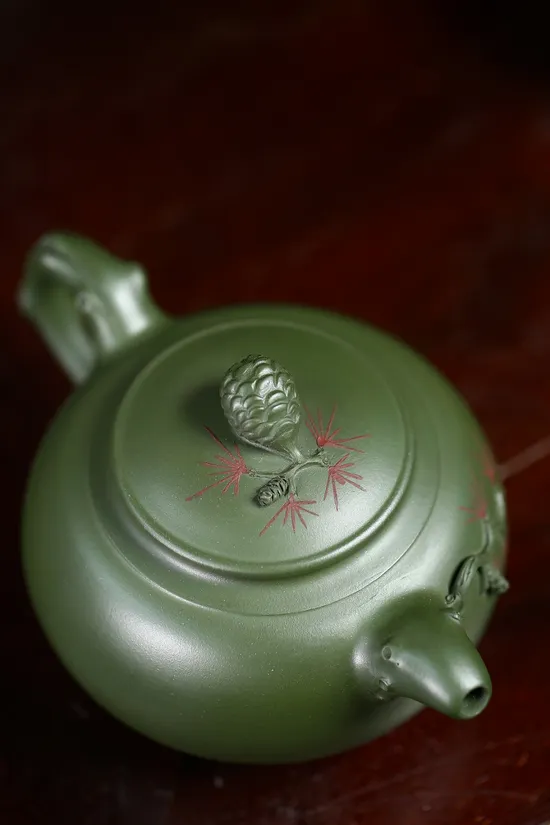 Jiang Yaping's Pinecone Zisha Teapot – Handcrafted Artisan Yixing Clay Pot 5