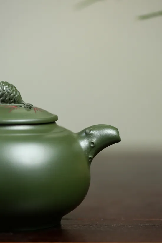 Jiang Yaping's Pinecone Zisha Teapot – Handcrafted Artisan Yixing Clay Pot 6