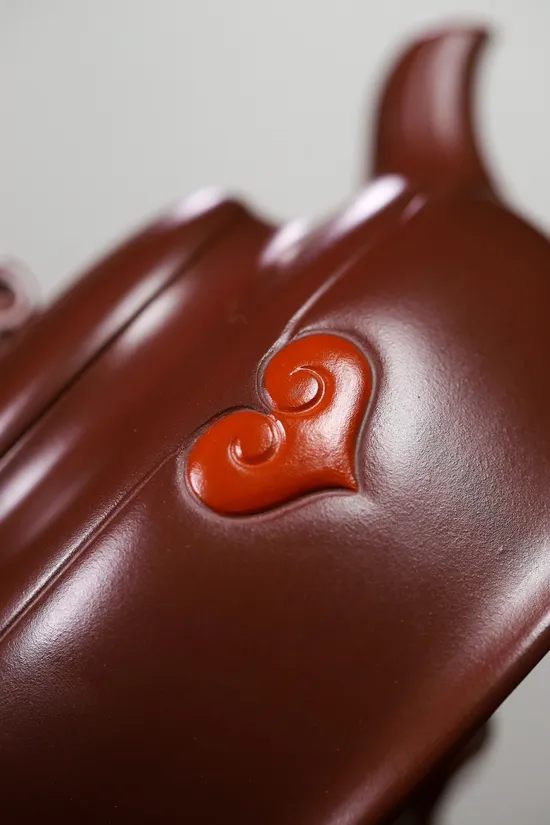 Yixing Clay Teapot | Handcrafted Zisha Art | Unique Heart Design 3