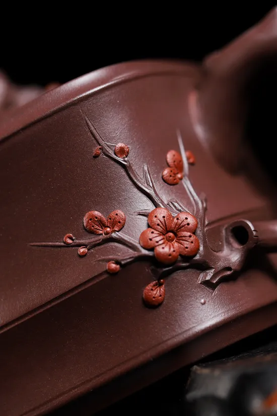 Yixing Teapot Masterpiece: Xu Nan's Collectible Zisha Clay Artistry 2