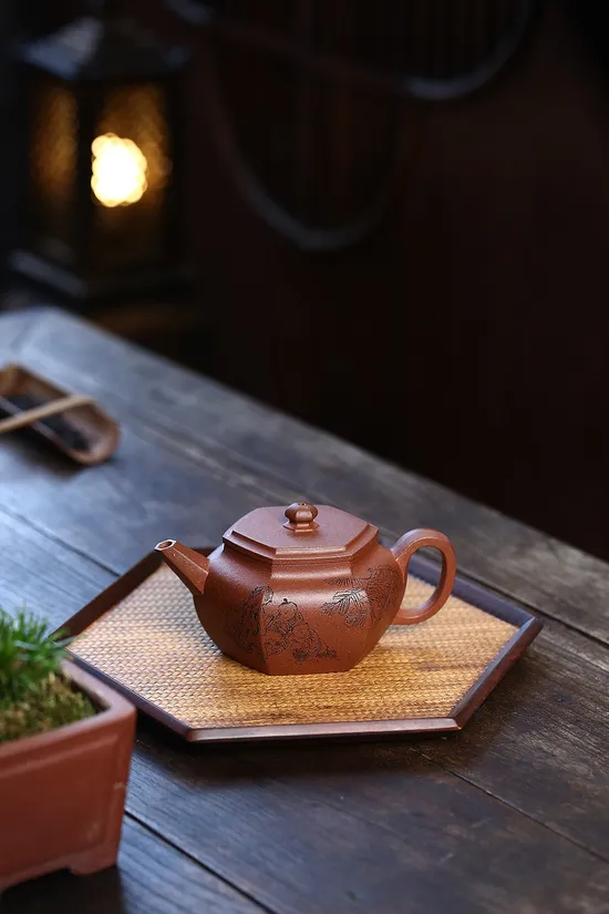 Premium Yixing Zisha Teapot | Handcrafted Red Jiangpo Clay Artistry 4