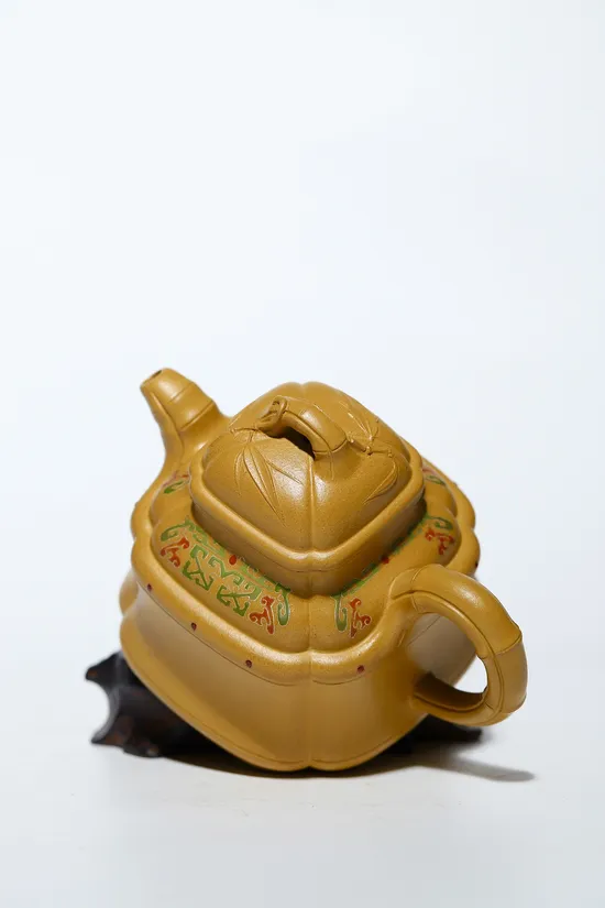 Yixing Zisha Teapot - Master Wu Xiaomei's Artistry | 60cc Clay Pot 9