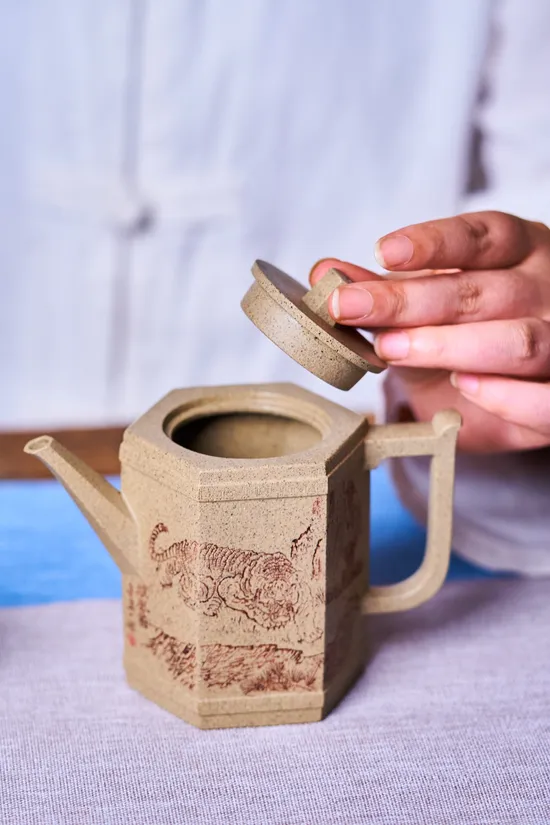 Yixing Zisha Teapot: Premium Handcrafted Purple Clay Teapot Artistry 2