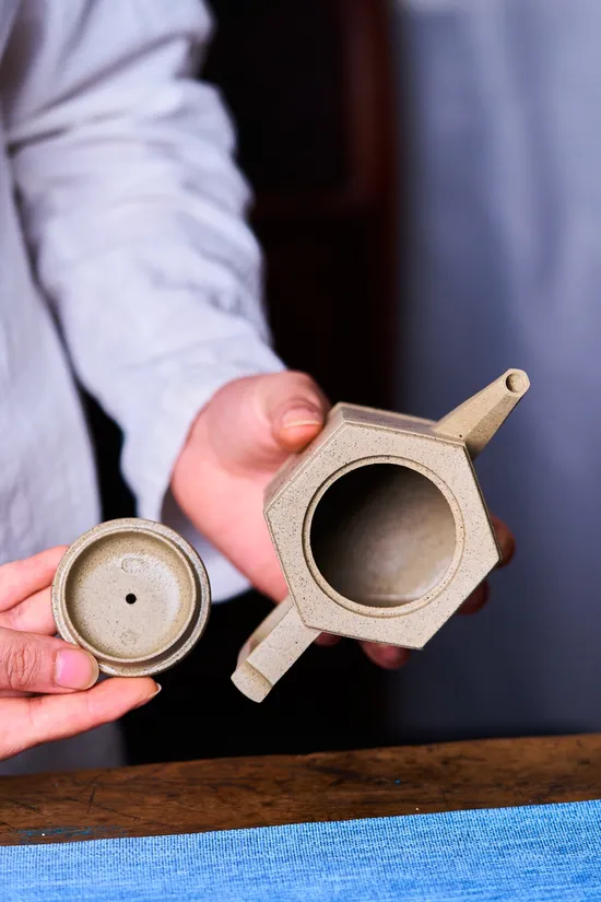 Yixing Zisha Teapot: Premium Handcrafted Purple Clay Teapot Artistry 4
