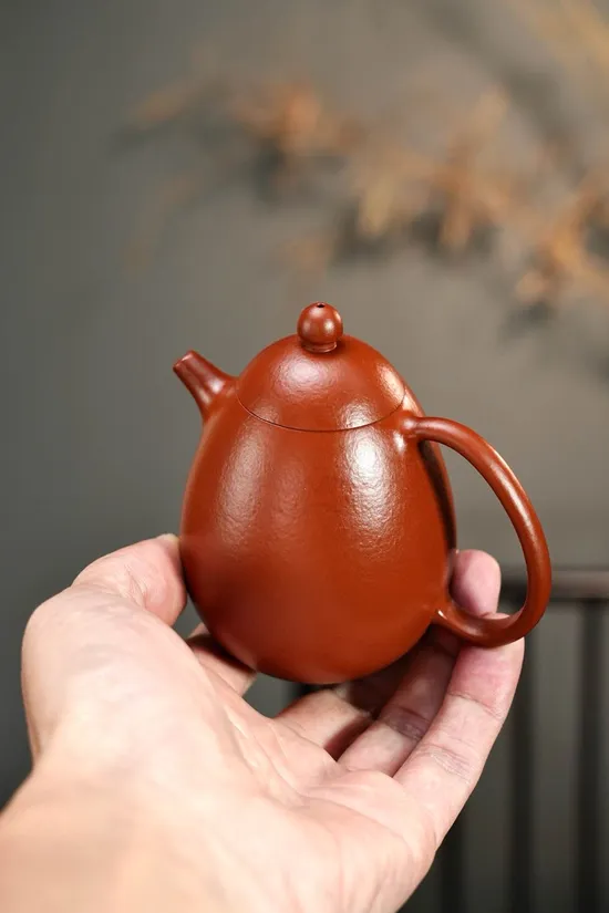 Premium Yixing Clay Teapot | Handcrafted Dragon Egg Design 2