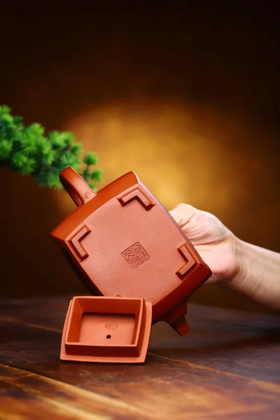 Premium Yixing Zisha Teapot | Handcrafted Artisan Clay Pot Collection 3
