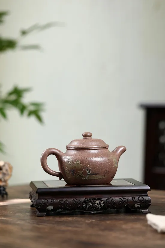Yixing Teapot Masterpiece - Artisan Crafted Collectible 5
