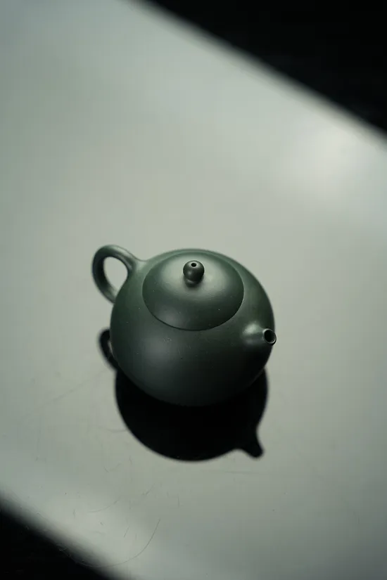 Premium Yixing Teapot Handcrafted with Rare Clay | Artisan Collection 9