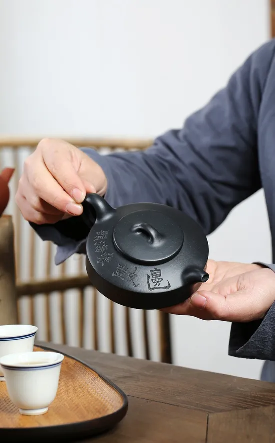 Yixing Clay Teapot | Handcrafted Zisha Artisan Teapot Collection 1