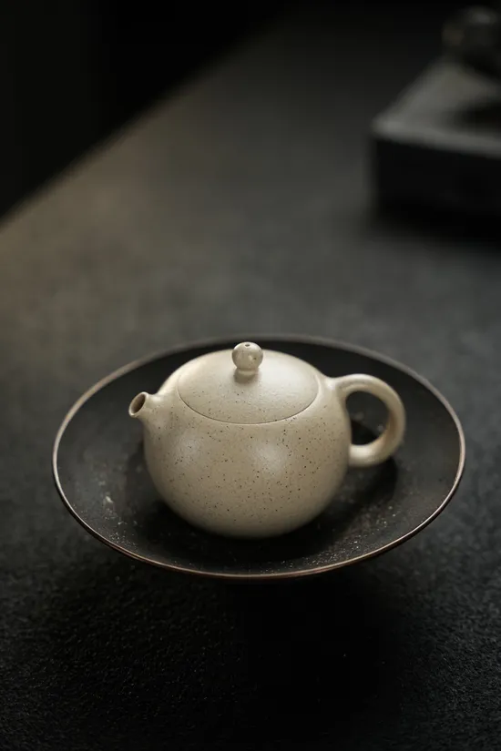 Premium Yixing Clay Teapot | Handcrafted Artisan Ceramic Teapots 1