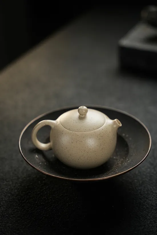 Premium Yixing Clay Teapot | Handcrafted Artisan Ceramic Teapots 5
