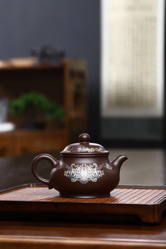 Premium Yixing Clay Teapot | Handcrafted Artisan Teapots for Tea Lovers 1