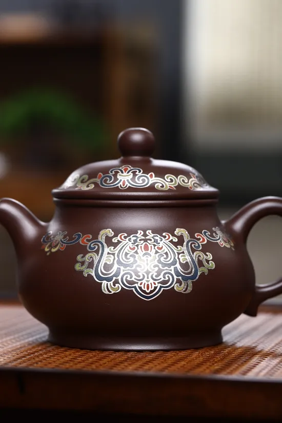 Premium Yixing Clay Teapot | Handcrafted Artisan Teapots for Tea Lovers 4