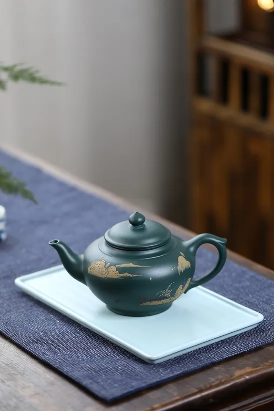 Premium Yixing Clay Teapots | Artisan Crafted, Timeless Designs 4