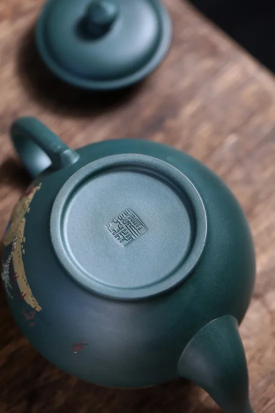 Premium Yixing Clay Teapots | Artisan Crafted, Timeless Designs 5