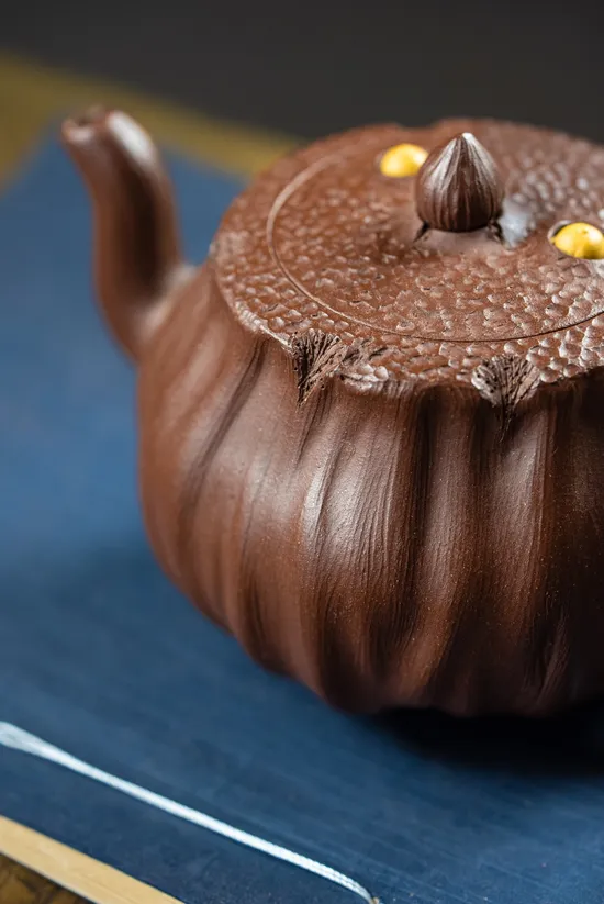 Premium Yixing Zisha Teapot – Handcrafted Artisan Teapots 2