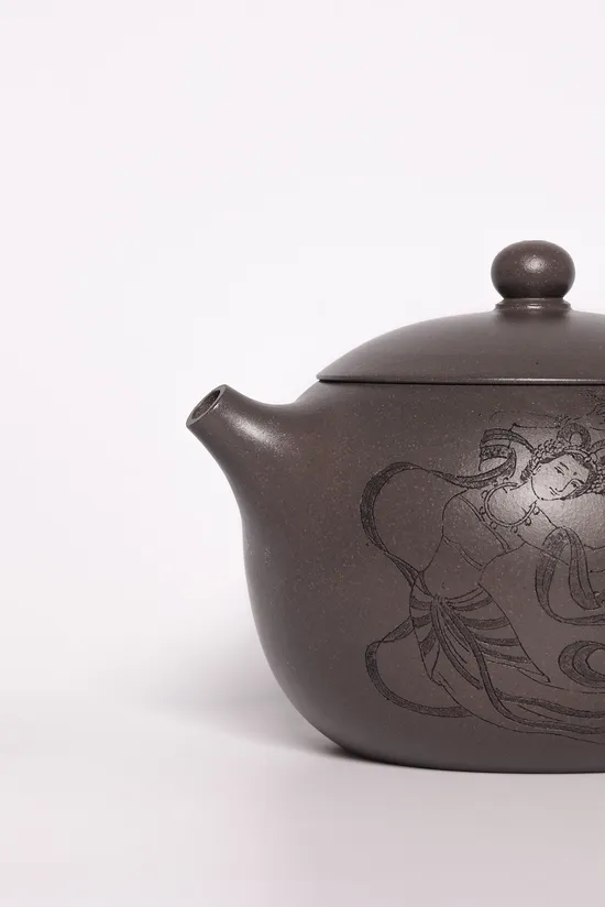Rare Celestial Yixing Zisha Teapot by Master Chen Yue'e – 1120cc 6