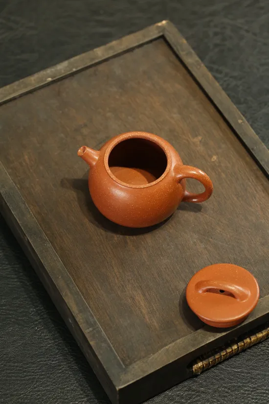 Premium Yixing Zisha Clay Teapot | Handcrafted Artisan Teapots 5