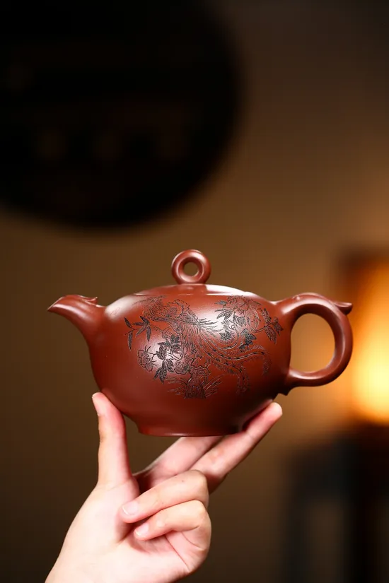 Handcrafted Yixing Zisha Teapot | National Master Artist Xu Shijuan | 400cc 7