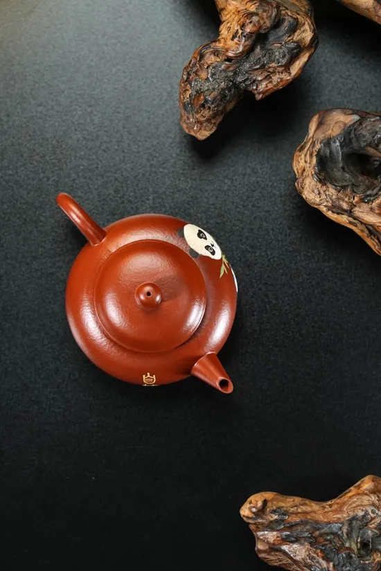 Premium Yixing Clay Teapot - Handcrafted Classic Design 6