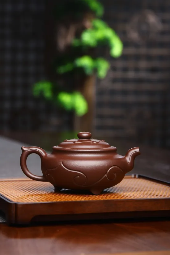 Premium Yixing Zisha Teapot – Rare Stone Red Clay Handcrafted 2