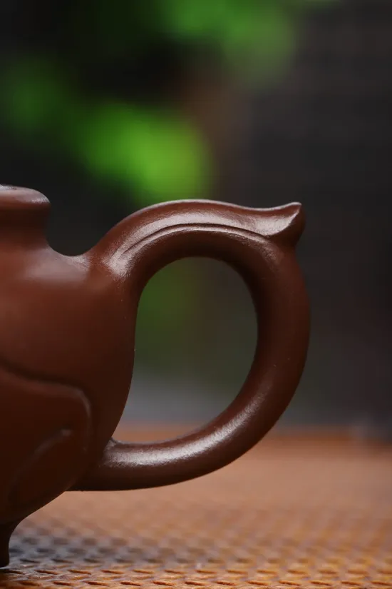 Premium Yixing Zisha Teapot – Rare Stone Red Clay Handcrafted 6
