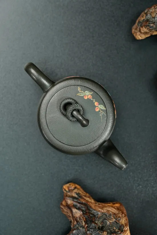 Yixing Clay Teapot | 260cc Handmade Zisha Pot with 9-Hole Filter 5