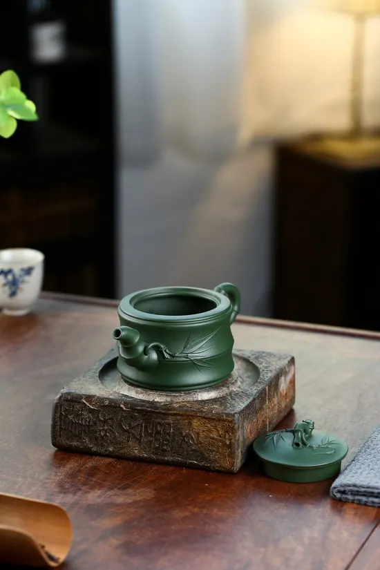 Artisan Yixing Bamboo Teapot | Handcrafted Clay Teapot 270cc 1