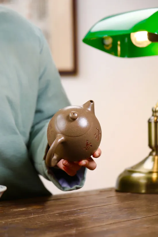 Yixing Teapot | Master Artisans Collaboration | Collectible Dragon's Egg 1