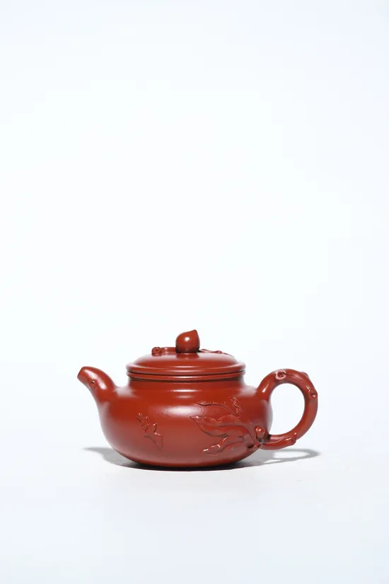 Yixing Zisha Clay Teapot Set - Handcrafted Antique Peach Design 4