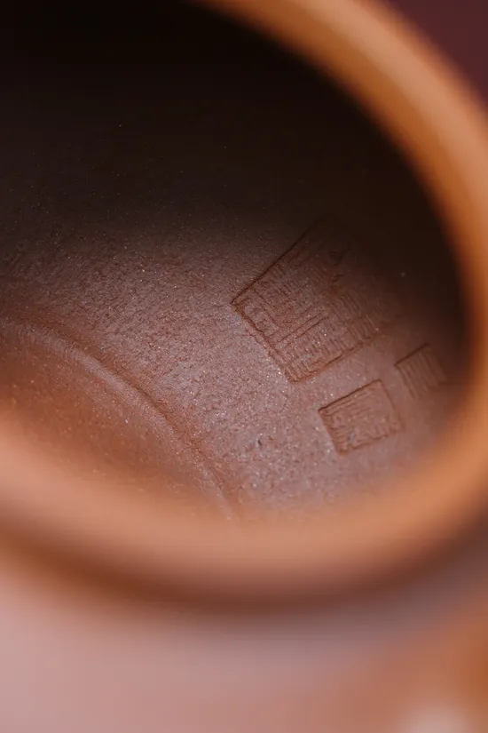 Zisha Teapots: all-handmade | Hongpilong clay 2