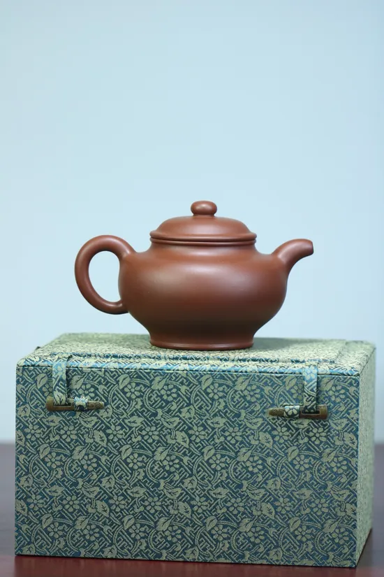 Zisha Teapots: all-handmade | Hongpilong clay 4