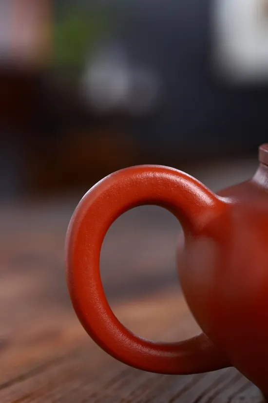 Yixing Zisha Clay Teapot - Handcrafted Ceramic Artistry & Collectible 7