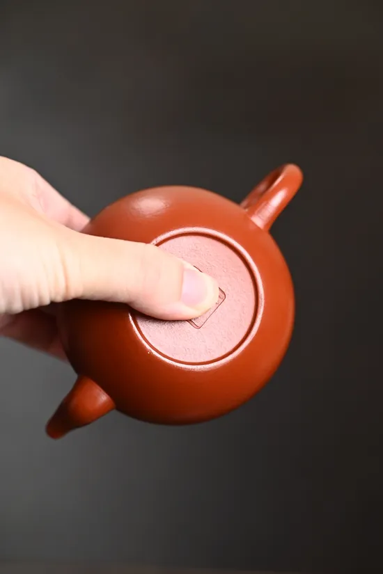 Premium Yixing Zisha Teapot | Flat Lid Lotus Design | 10cc 2
