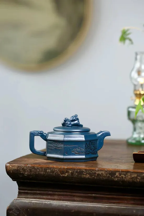 Yixing Zisha Teapot, Hexagonal Auspicious Beast, Handcrafted Collectible 9