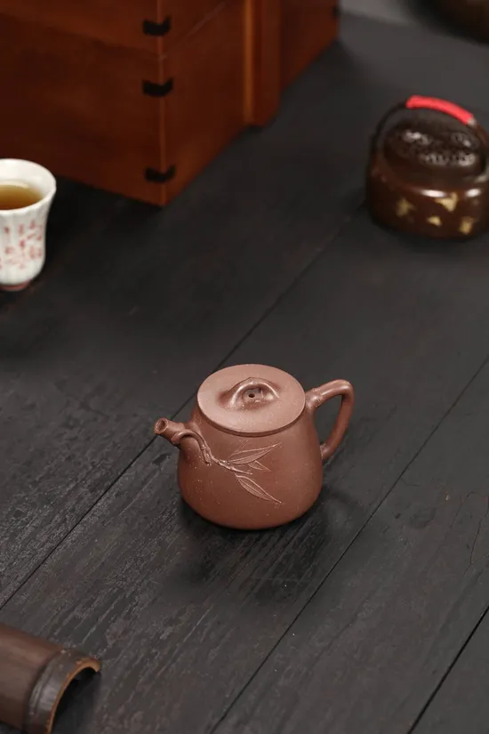 Zisha Teapots: Bamboo Joint Stone Spout | 1800 CNY 1