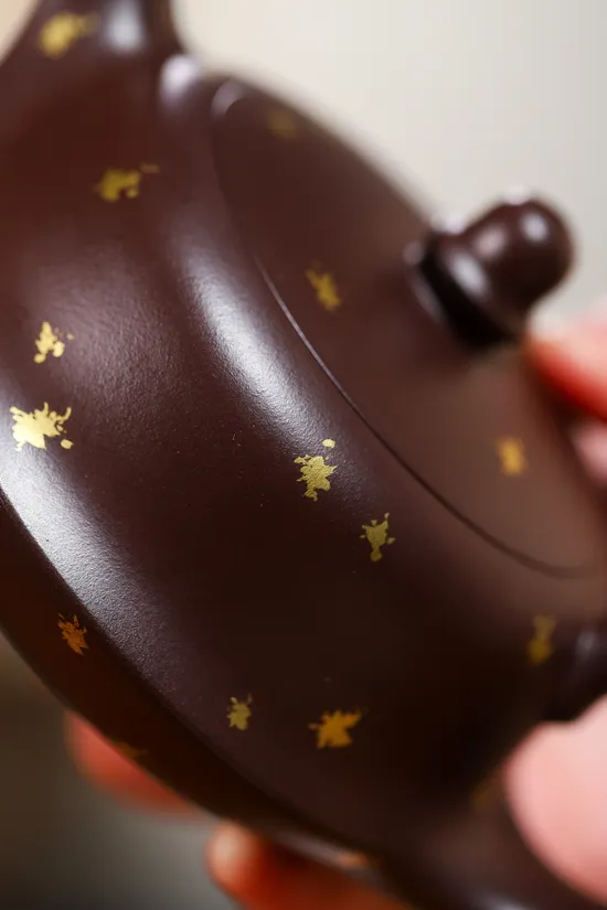Yixing Zisha Teapot | Vintage Clay Craft by Master Yang Junbao 1