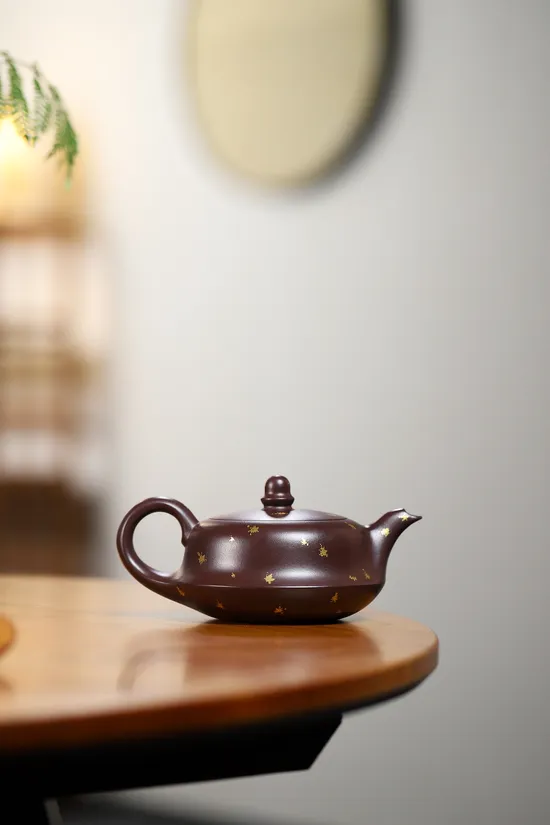 Yixing Zisha Teapot | Vintage Clay Craft by Master Yang Junbao 4