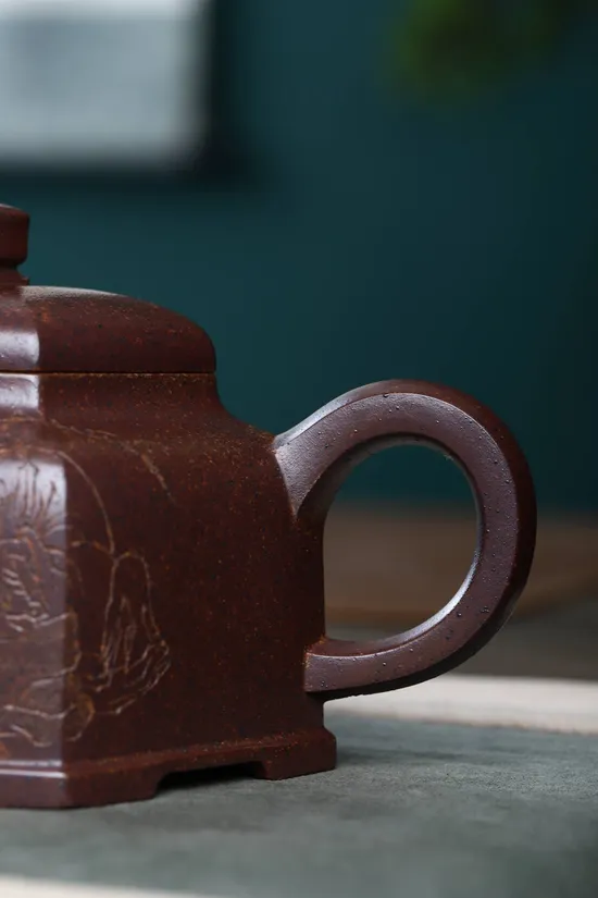Premium Yixing Zisha Teapot | Collectible Handcrafted Clay Art 8