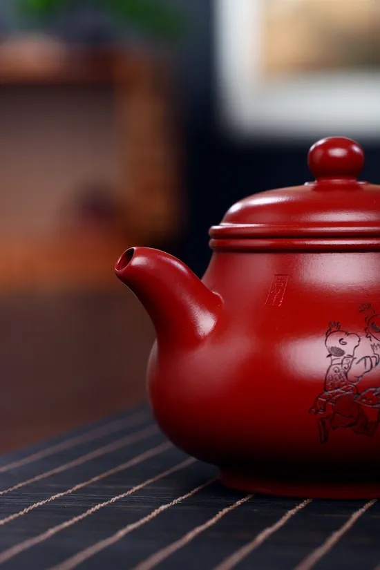 Yixing Zisha Teapot | Handcrafted Collectible Ceramic Teapot 7