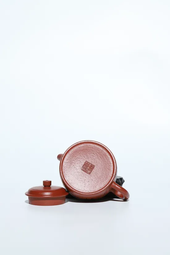 Premium Yixing Zisha Teapot | Handcrafted Purple Clay Artistry 6