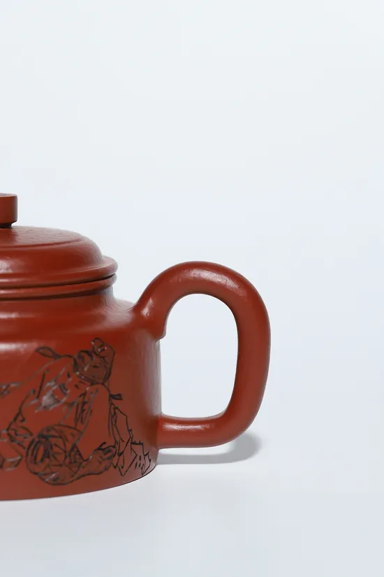 Premium Yixing Zisha Teapot | Handcrafted Purple Clay Artistry 7