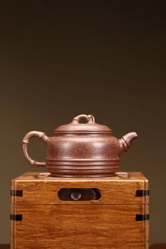 Yixing Zisha Teapot Handcrafted | Artisan Ceramic Teapot Collection 5
