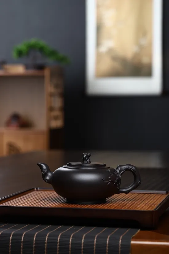 Zisha Teapots: top-grade stone yellow clay | national-level arts and crafts master 4