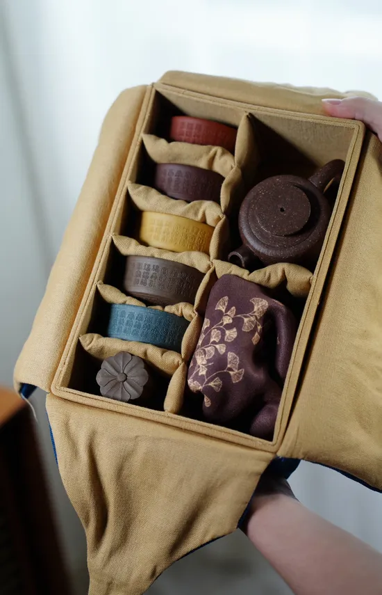 Premium Yixing Zisha Clay Teapot Handcrafted Gift Set 2