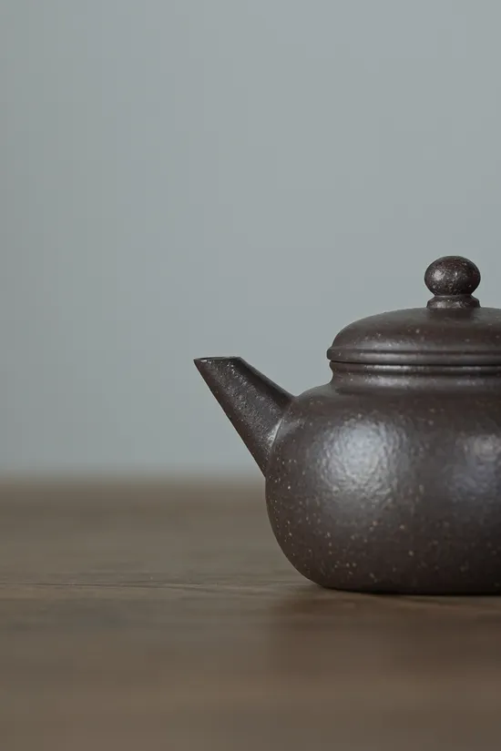 Mugu ShuiPing Yixing Teapot 90cc | Sky-Blue Clay Artisan Craft 8