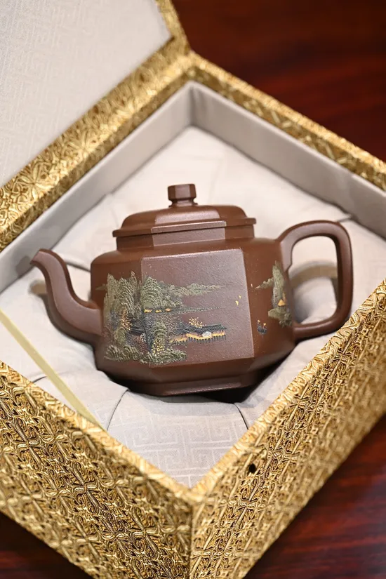 Premium Handcrafted Yixing Teapot | Artisan Ceramics Collection 1