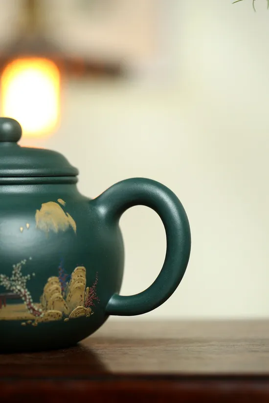 Premium Yixing Teapot | Handcrafted Zisha Clay Artistry 7