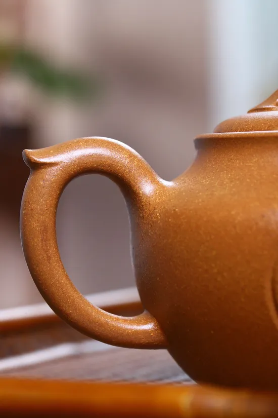 Premium Yixing Clay Teapot - Handcrafted Artisan Xu Liuming Collection 5